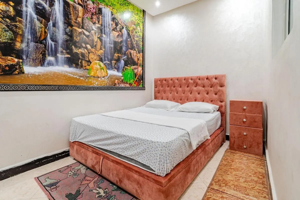 Fibre Wifi- Medical Bed Perfect For Married Couple Lägenhet Marrakesh